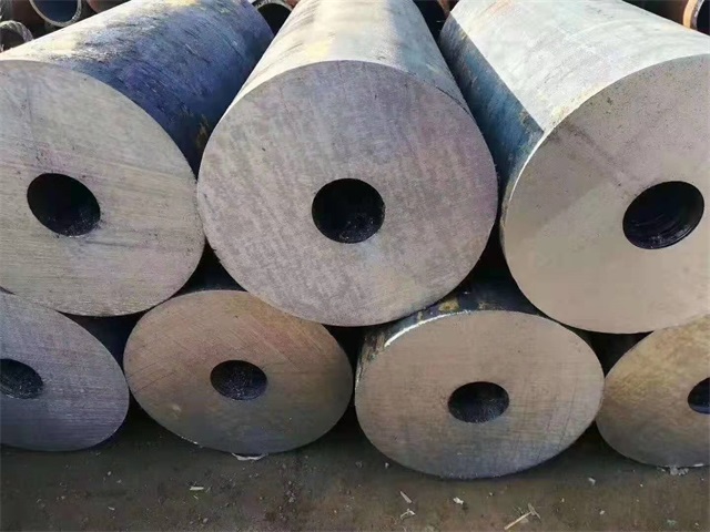临沂厚壁热轧无缝钢管